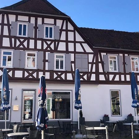 Platzhirsch Seligenstadt - Im Herzen Der Altstadt المظهر الخارجي الصورة